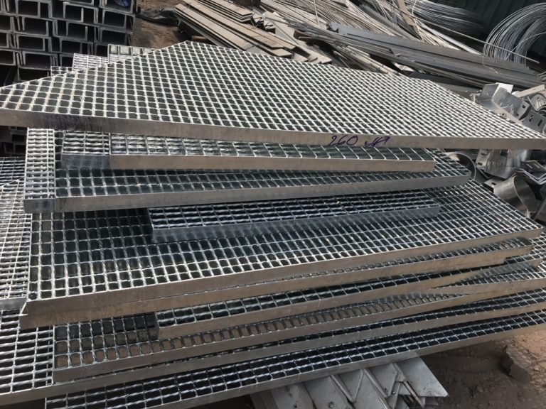 6fd2b233f8e71ab943f6-768x576