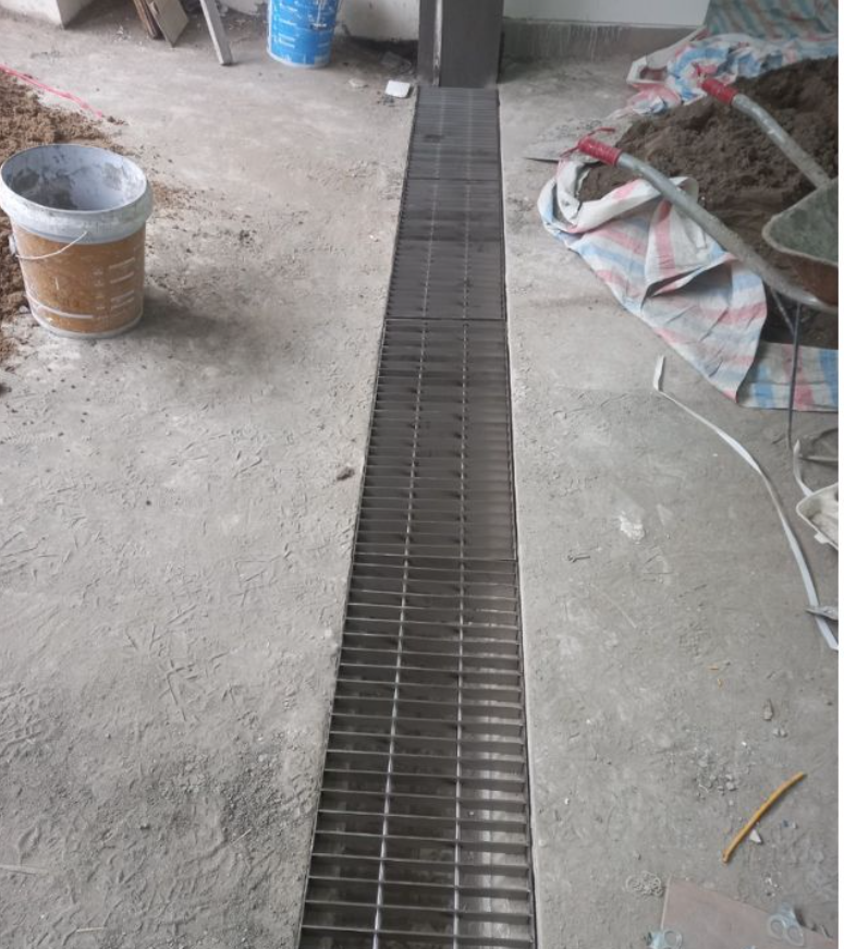 song chắn rác inox 1