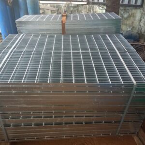 Tấm Sàn Grating Mạ Kẽm 1000×1000 mm tải trọng 40T